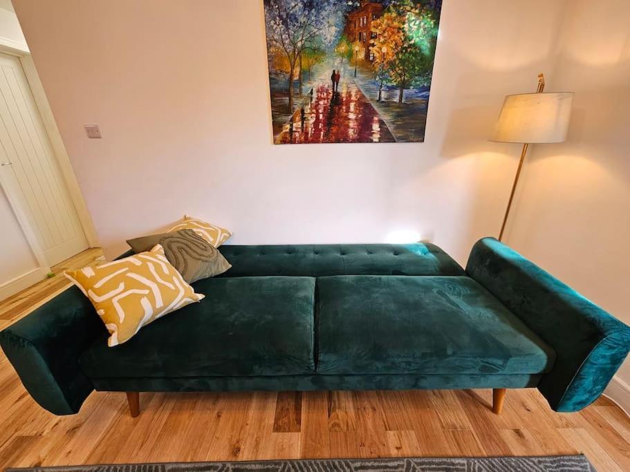 Comfortable Two Bedroom Flat Brighton Екстериор снимка