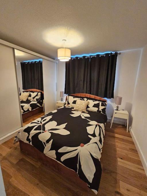 Comfortable Two Bedroom Flat Brighton Екстериор снимка